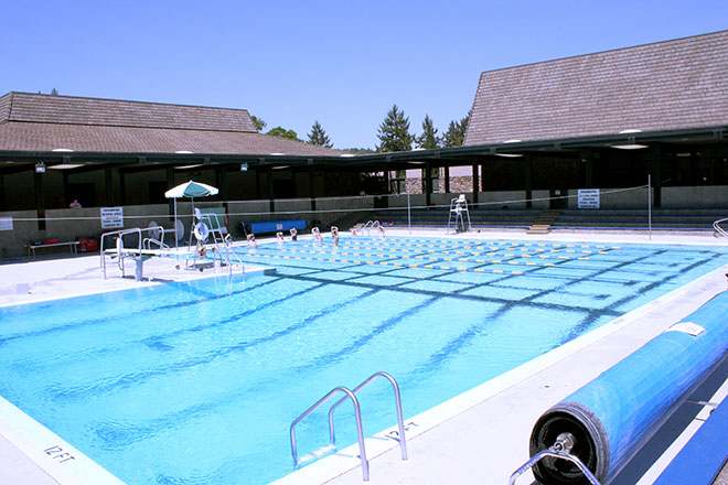 Students participate in a swim fitness class in the summer of 2010.